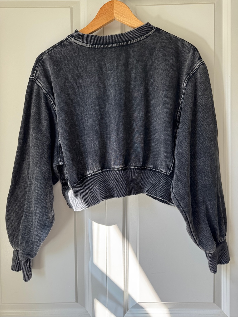 Garage Montana National Parks Cropped Sweatshirt - Picture 7 of 8